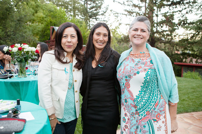 Toasting to Teal 2013 event photo 9
